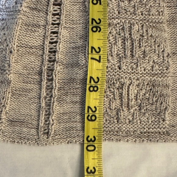 Style & Co. Textured Light Tan 3 Button Long Cardigan With Open Bottom - Picture 5 of 7